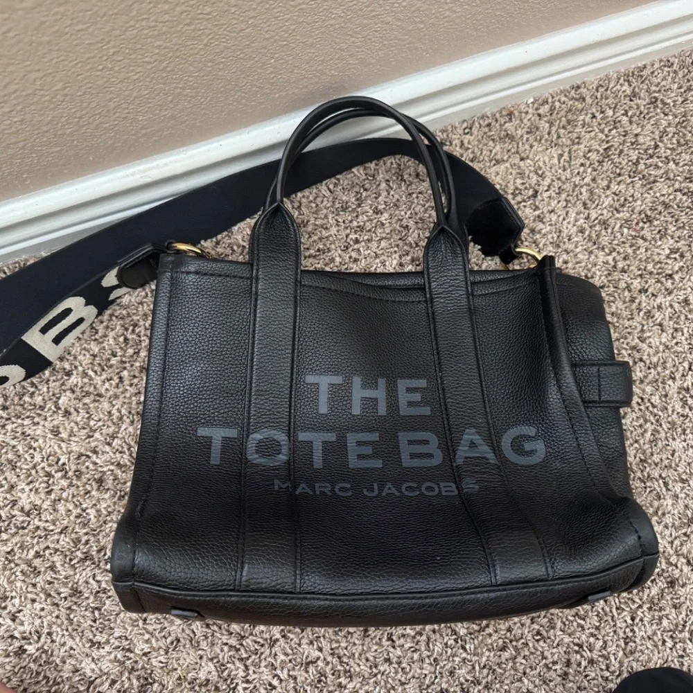 Marc Jacob’s medium tote bag with strap - Picture 5 of 5